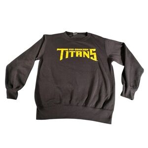 UW Oshkosh Titans Sweatshirt Men’s Medium Black MV Sport Pullover Crewneck